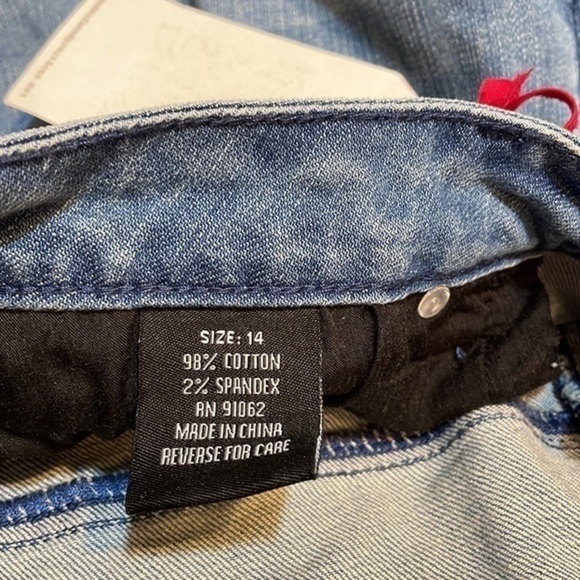 Standards & Practices Meryl Grommet Detail Wide Leg Jeans Cotton NWT Sz 14 - Picture 2 of 9